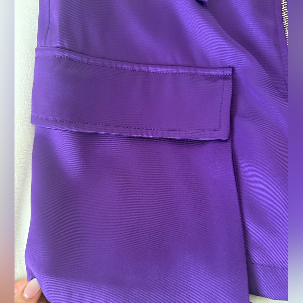 💟 RARE • Versace • Violet Skirt with Gold Medusa Buckle 💟 - Picture 7 of 10